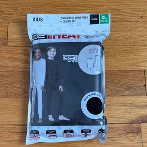 32 Degrees Kids Black Thermal Set